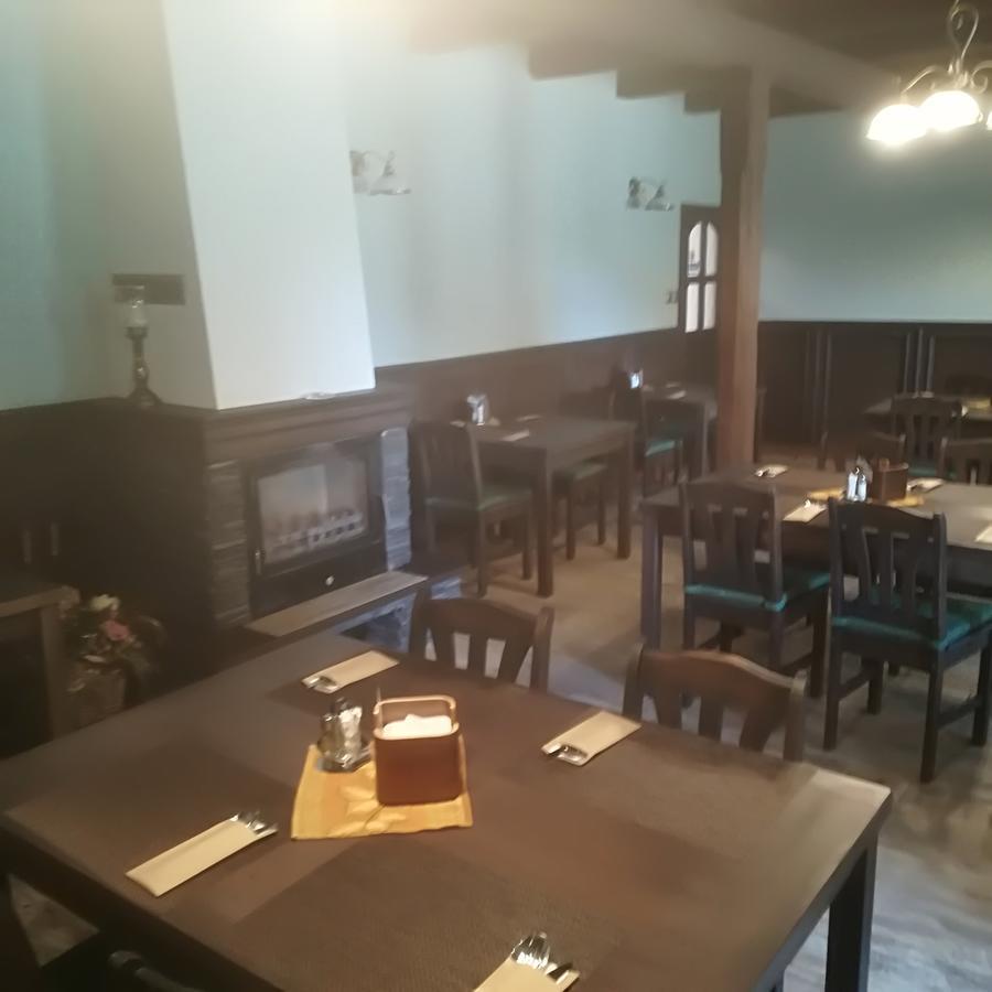 Penzion A Restauracia Hanisberg Krupina Экстерьер фото